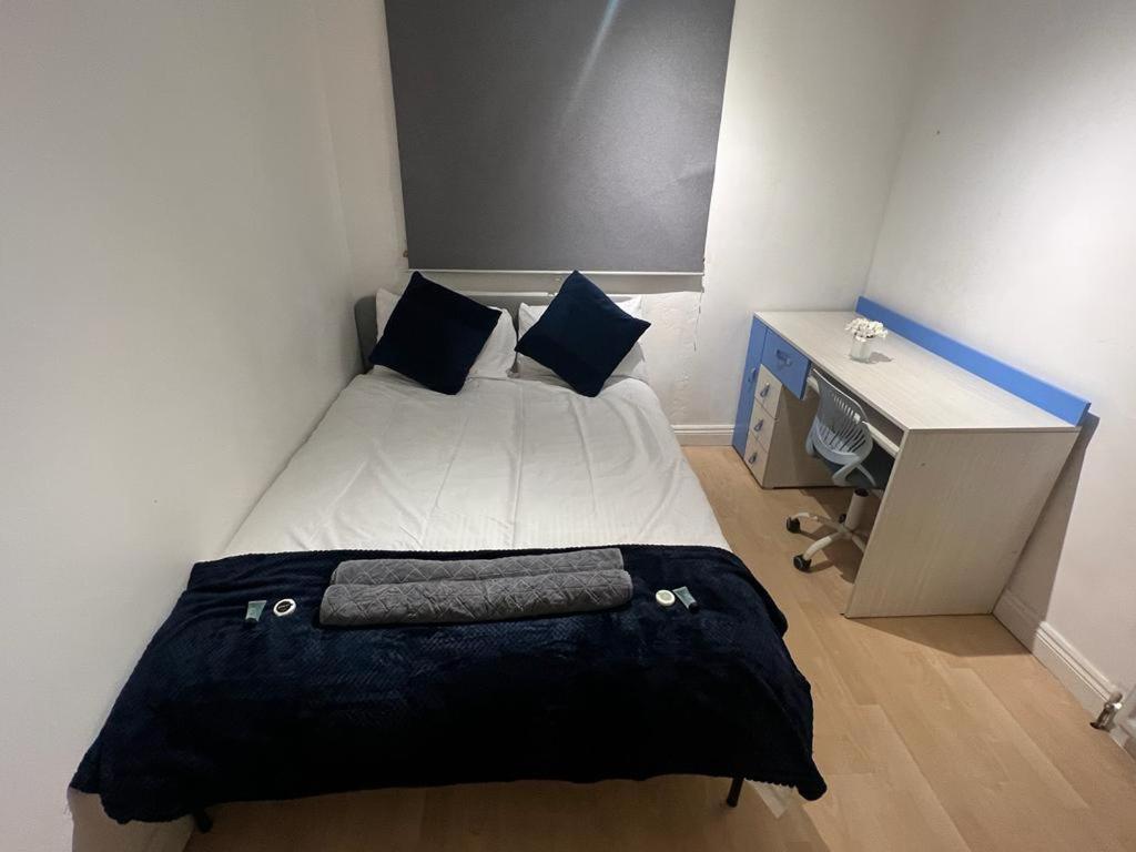 Indulge Hockley Hotel - With Free Front Parking - 10 Min Drive To Birmingham City Centre Bull Ring, Grand Central, Tesco Superstore, Primark & Commonwealth Games Birmingam Exterior foto