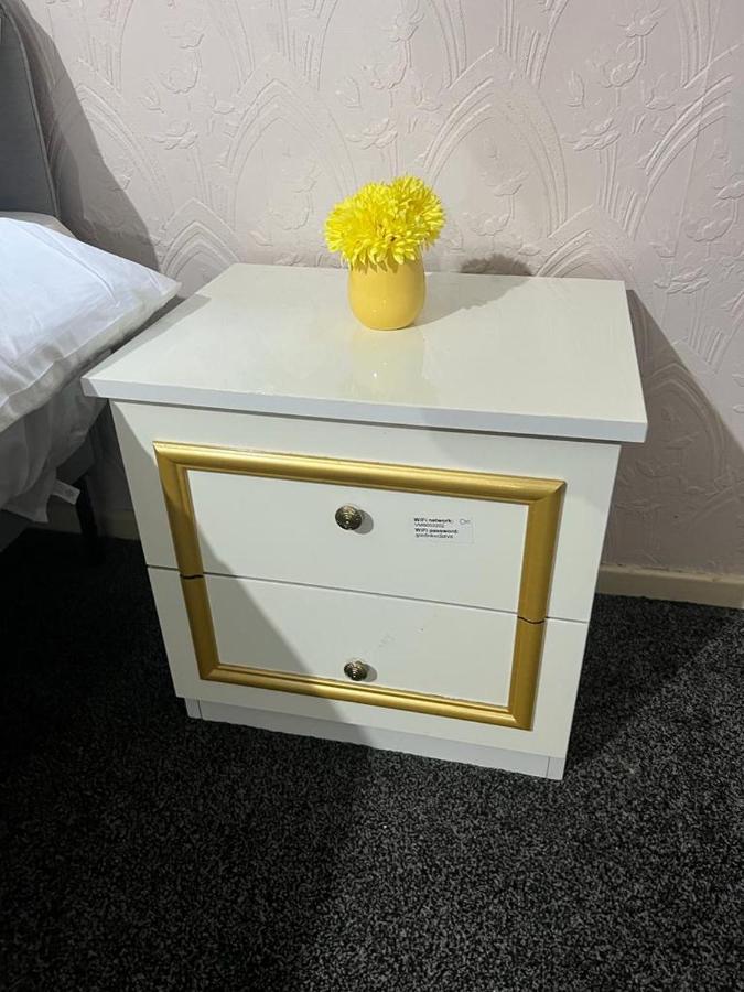 Indulge Hockley Hotel - With Free Front Parking - 10 Min Drive To Birmingham City Centre Bull Ring, Grand Central, Tesco Superstore, Primark & Commonwealth Games Birmingam Exterior foto